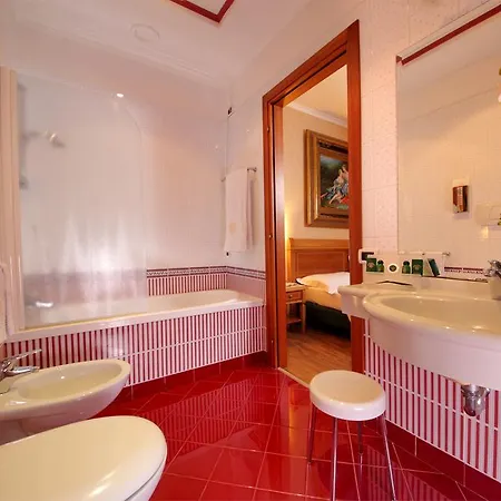 Hotell Colonna 3*