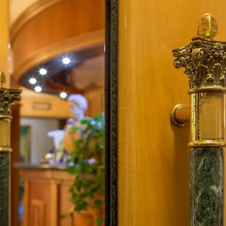 Colonna Ξενοδοχείο